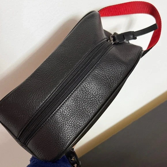 Christian Louboutin Toiletries Bag - Picture 3 of 14